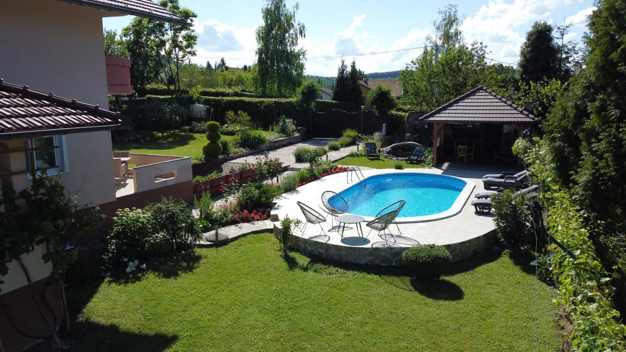 Villa Katarina With Pool Banja Luka Exteriör bild