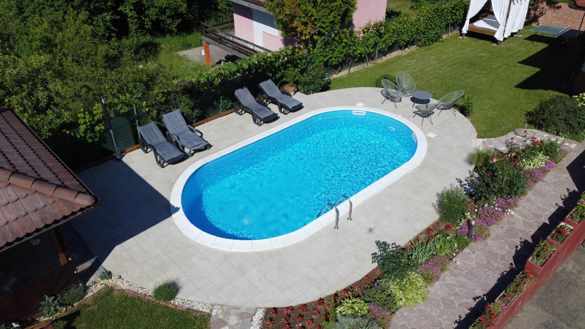 Villa Katarina With Pool Banja Luka Exteriör bild