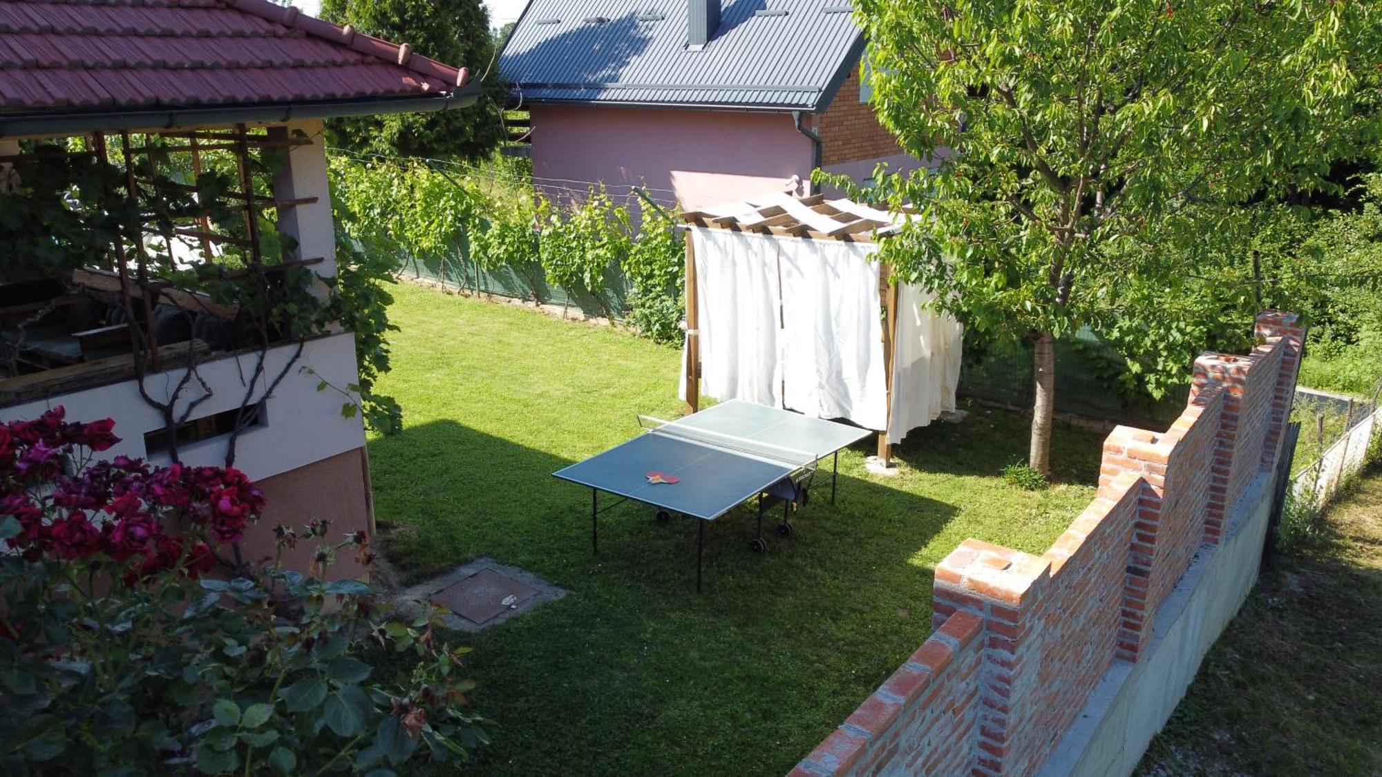 Villa Katarina With Pool Banja Luka Exteriör bild