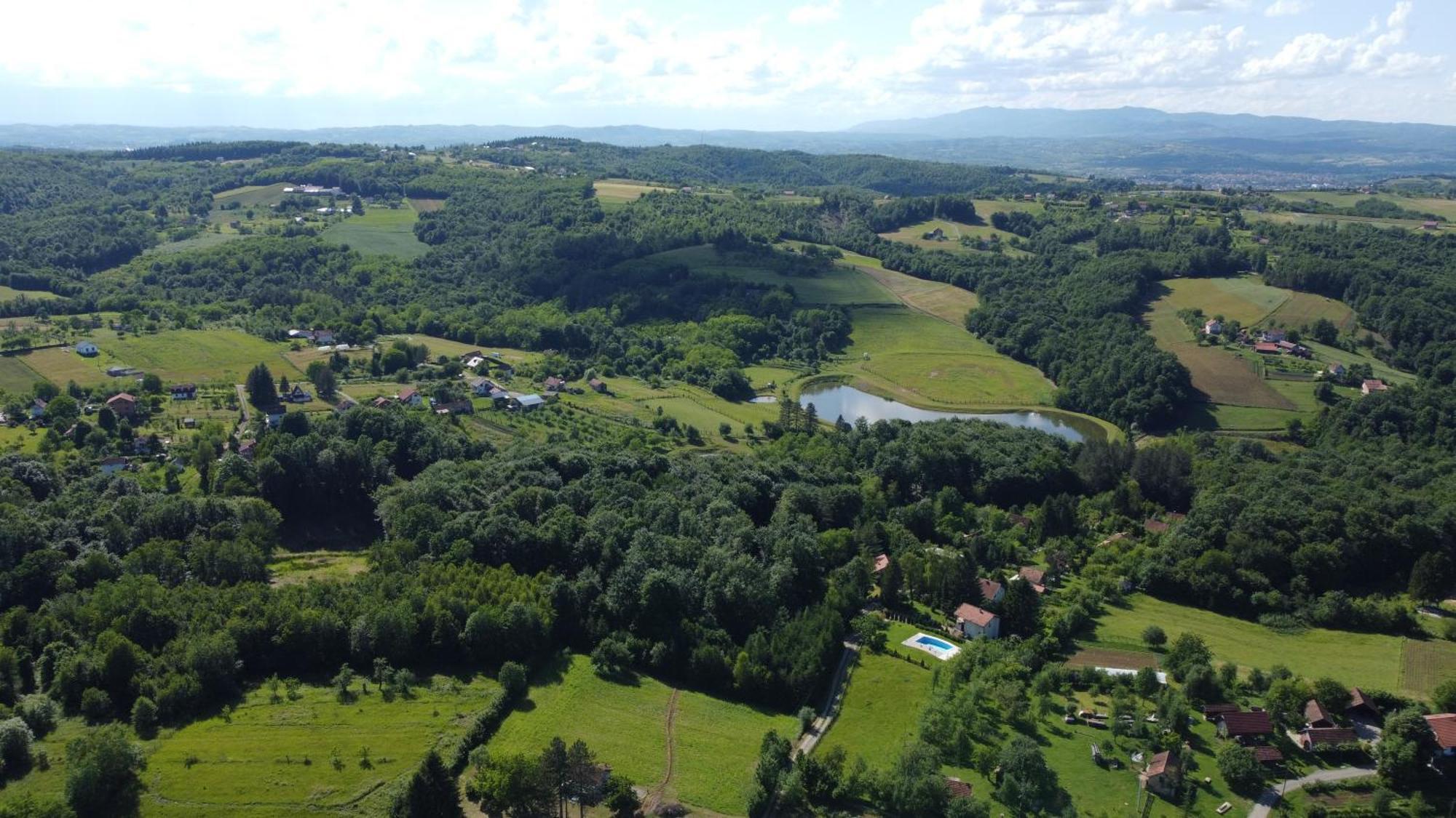 Villa Katarina With Pool Banja Luka Exteriör bild
