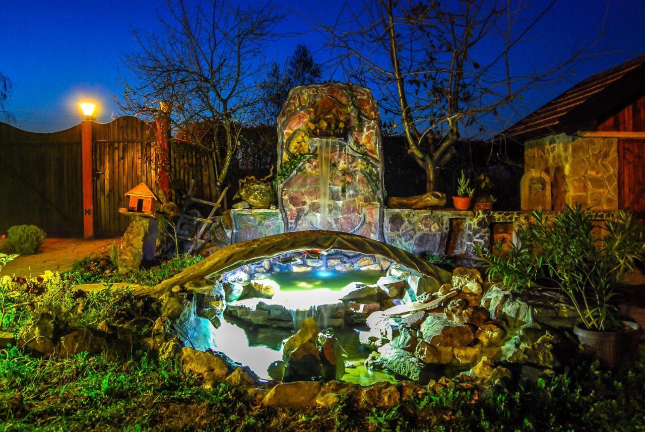 Villa Katarina With Pool Banja Luka Exteriör bild