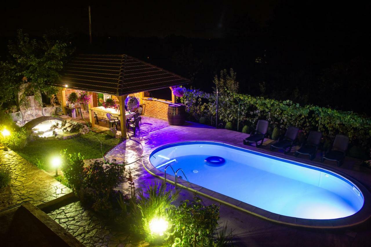 Villa Katarina With Pool Banja Luka Exteriör bild